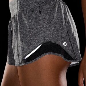 Lululemon hotty hots sizes 12 and 14 low rise 2.5 inch NEW WITH TAGS
